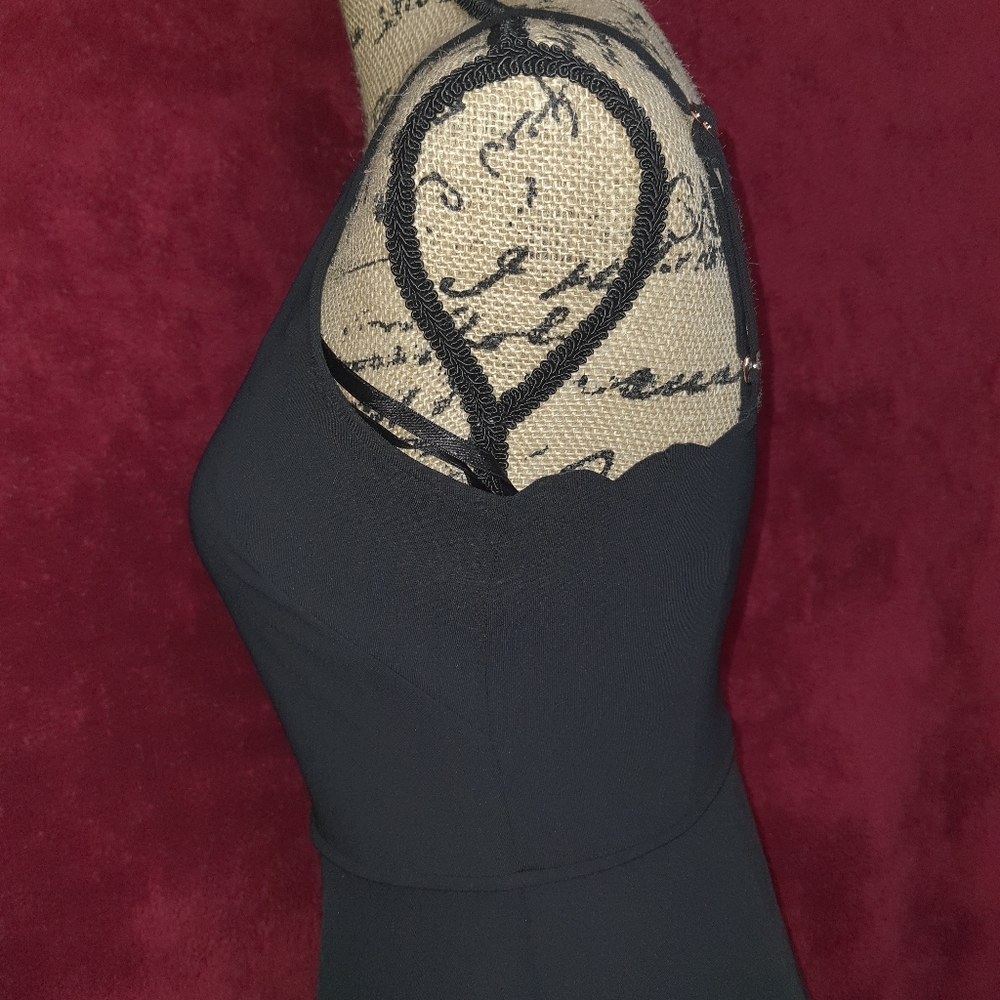 Ted Baker London Scallop Simbah Asymmetric Dress - Picture 7 of 12